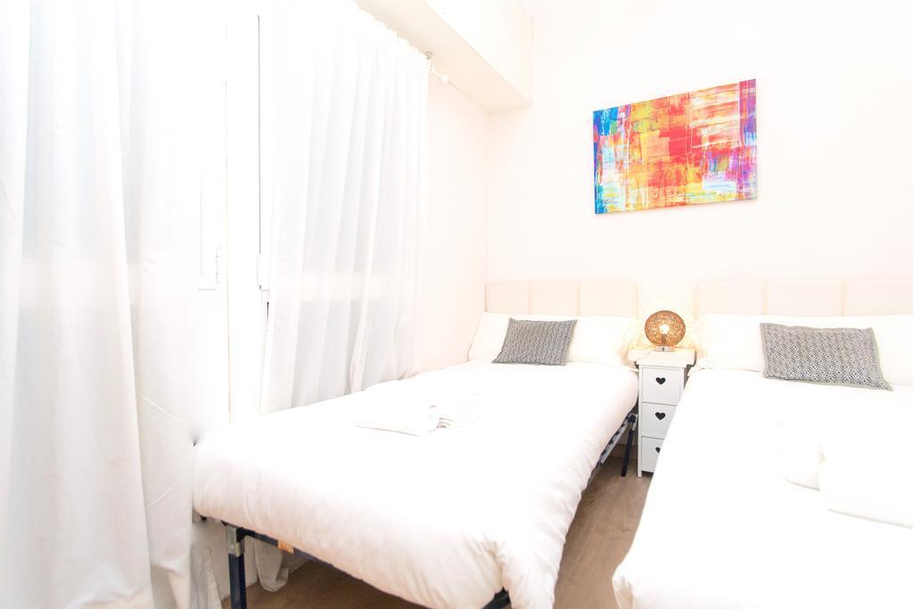 Apartment Bright Sagrada Familia Barcelona Quarto foto